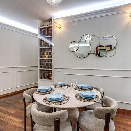 Repubblica Historical Apartment